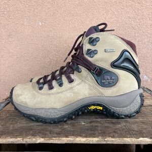 Merrell Chameleon Dry Waterproof Women’s Hiking Boot